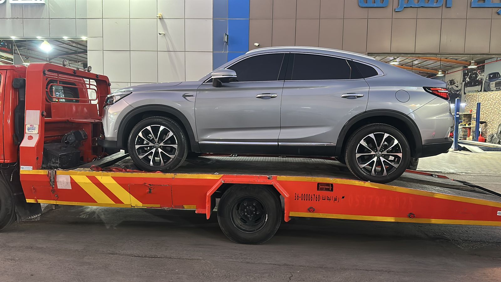 Heavy deck tilt and load